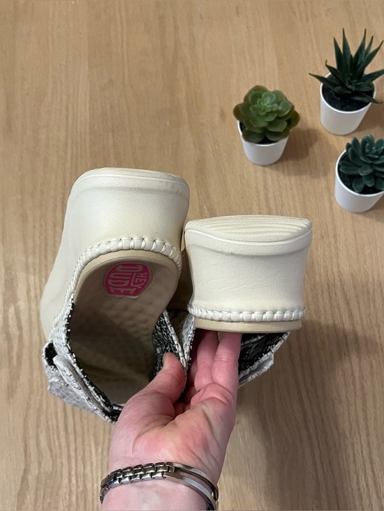 Hey Dude Women's Delray Slide Surf Baja Platform Sandals - Picture 6 of 7